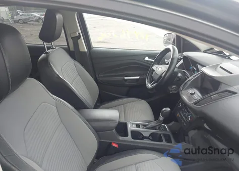 2018 Ford Escape Se из США, поврежденный, VIN 1FMCU0GD7JUB40899